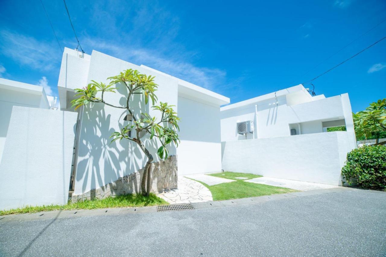 Crystal Villa Miyakojima Sunayama Beach Bagian luar foto